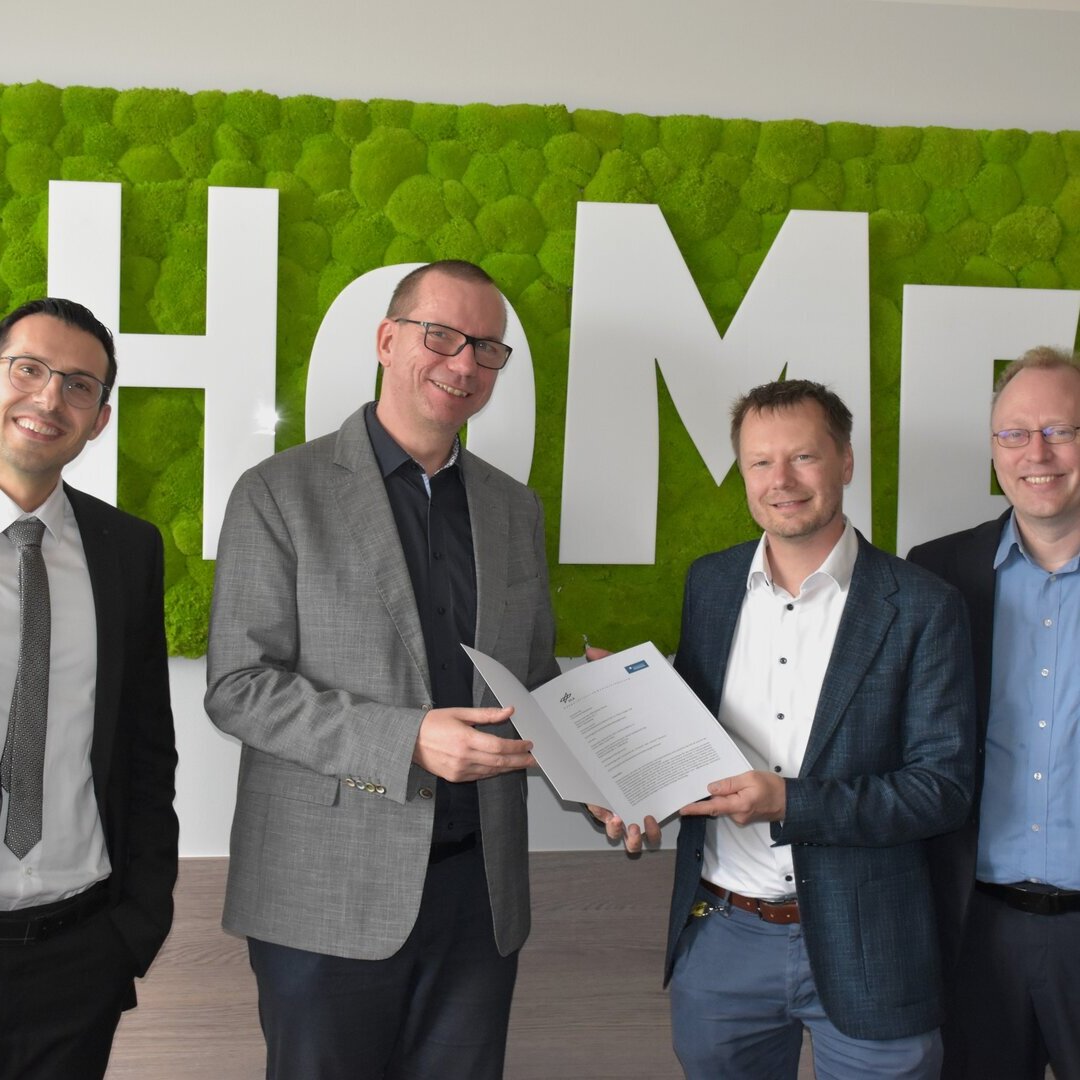 Hochschule Merseburg und DLR bündeln Kompetenzen für die Mobilität der Zukunft Gruppenfoto