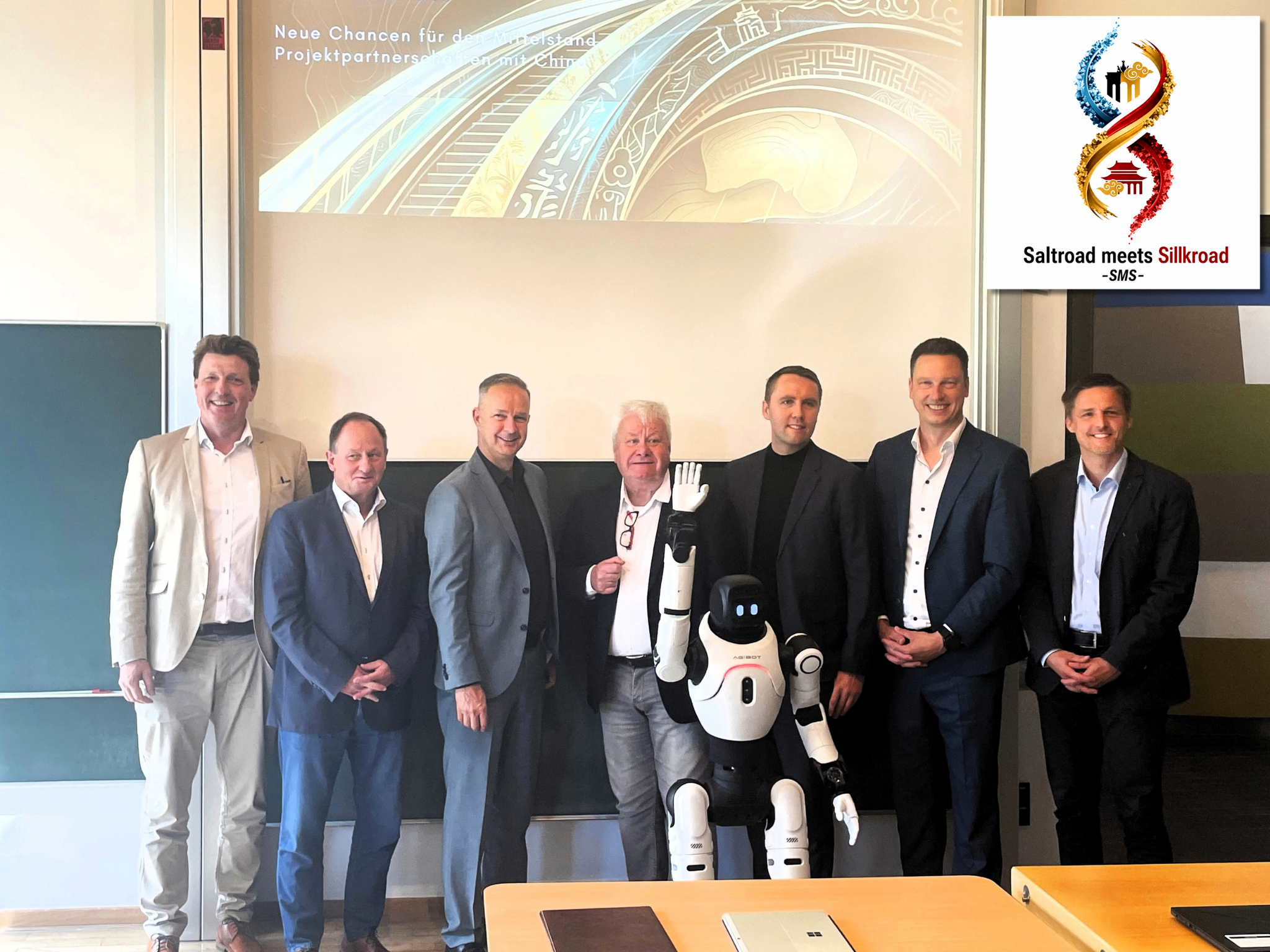 Gruppenbild der Vortragenden bei "Wirtschaft, Forschung und Innovation"