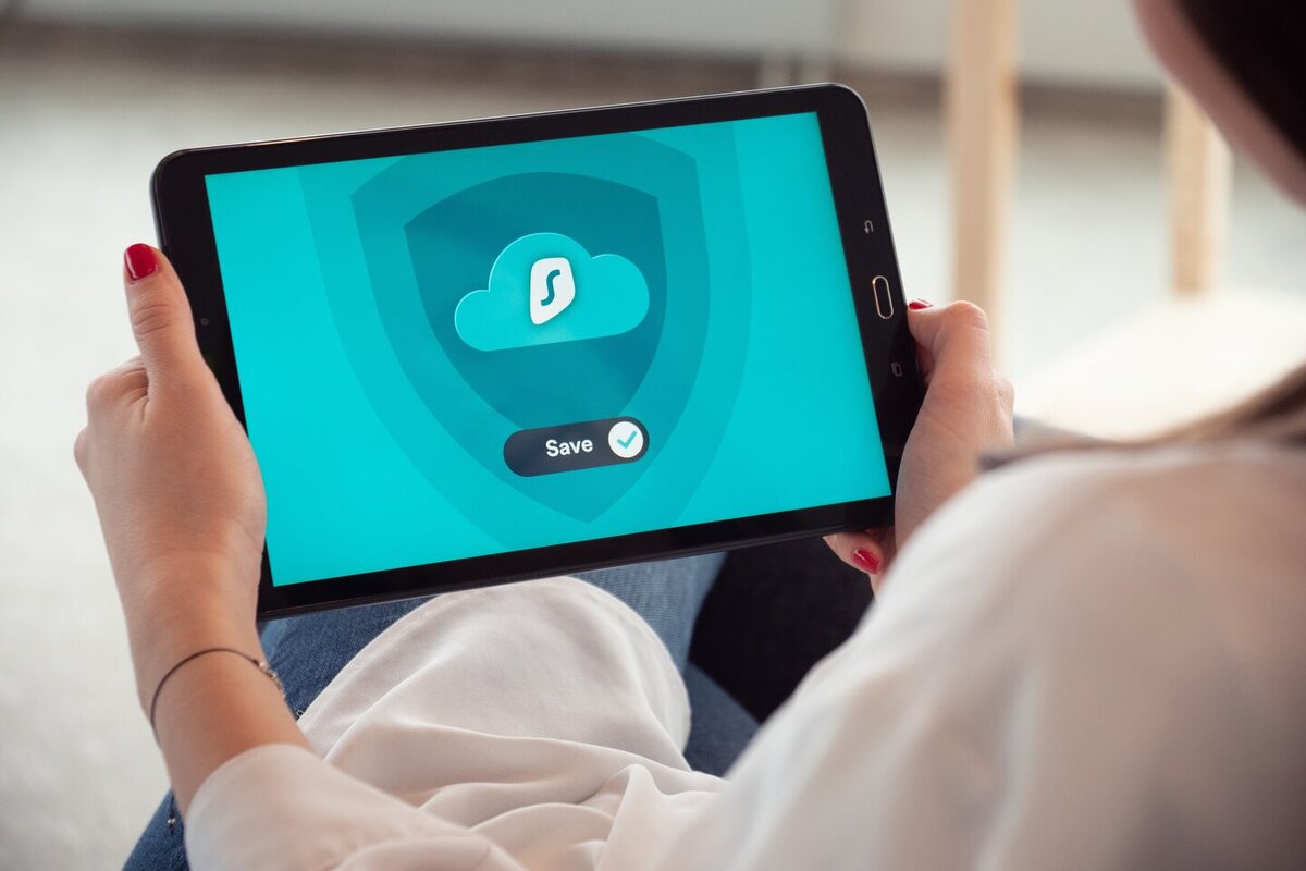 Privatheit und Datenschutz bei Kindern und Jugendlichen: Status Quo und Implikationen für Familien und Verbraucherschutz