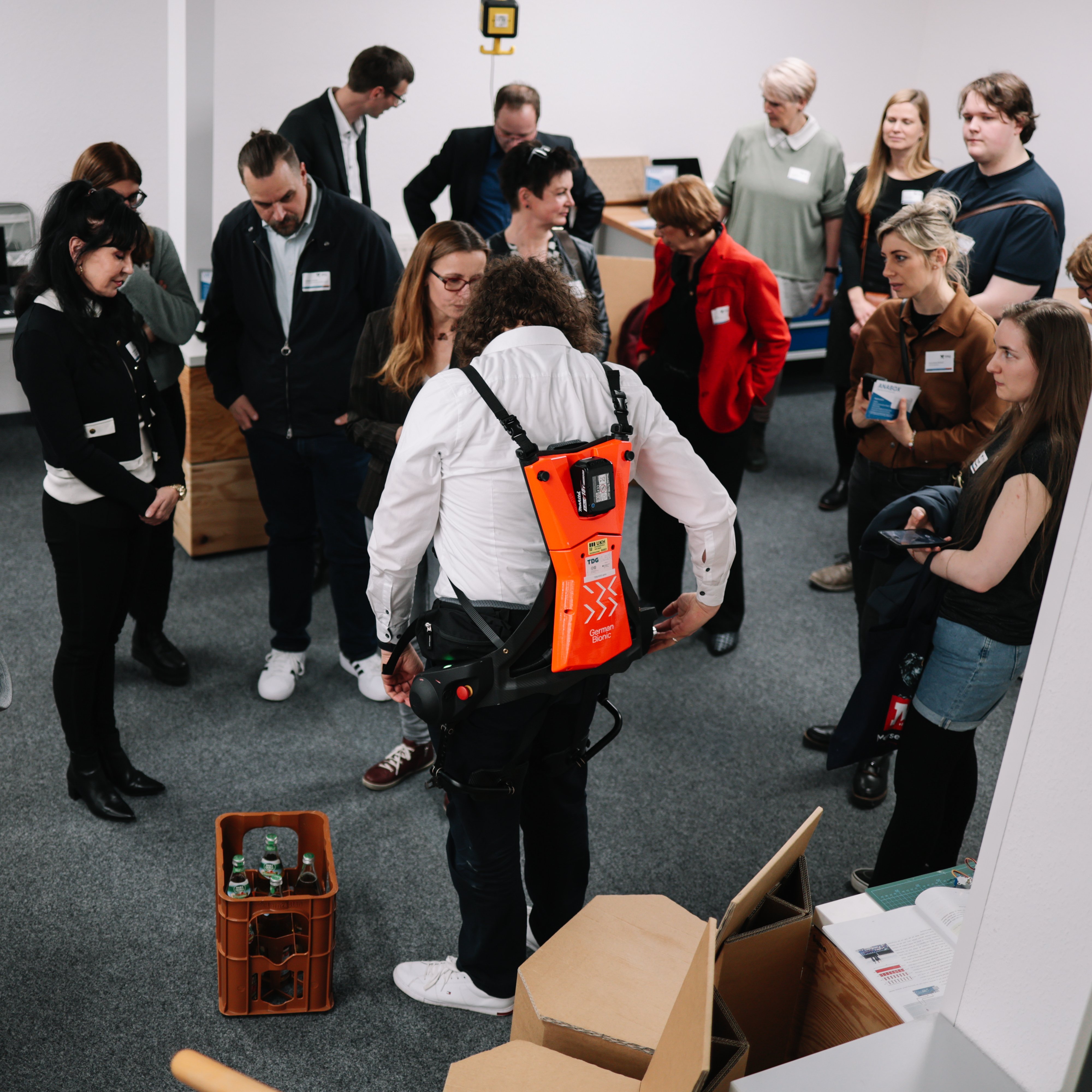 Dichtes Gedränge und großer Andrang zur Eeröffnung.