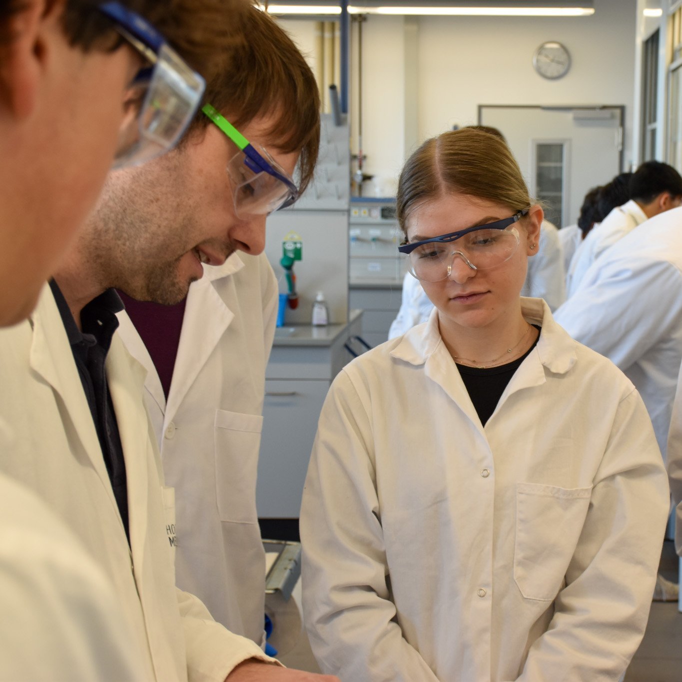 Projektwoche im Schülerlabor 2026 Besprechung der anstehenden praktischen Versuche