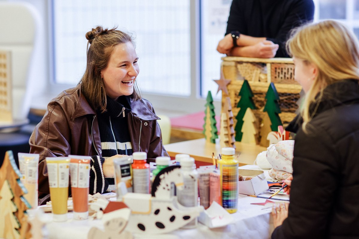 Campusweihnacht Bild 6 Weihnachtliches Basteln