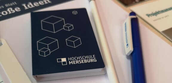 Werbematerial der Hochschule Merseburg