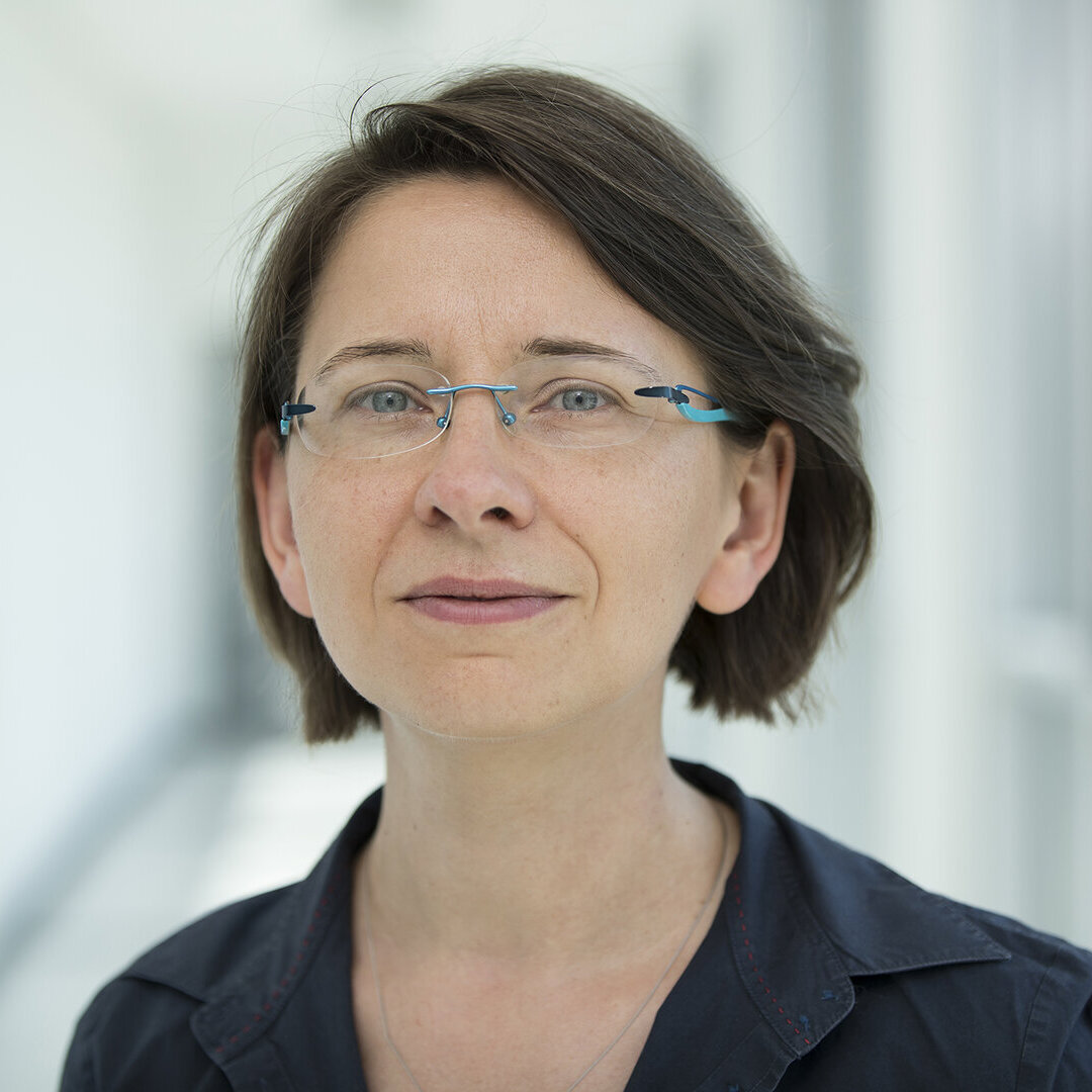 Dr. Angela Kunow 