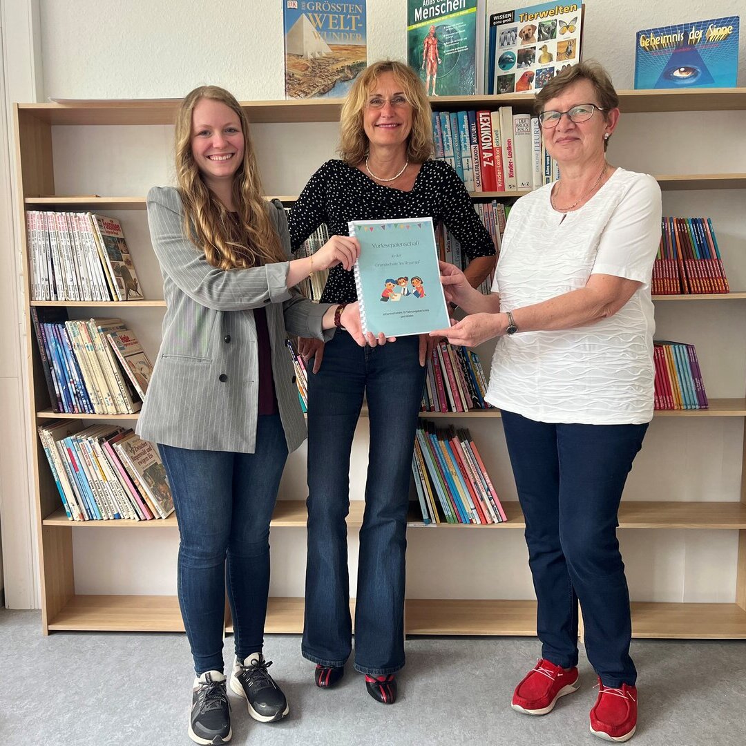 Vorlesepat*innen in Grundschule