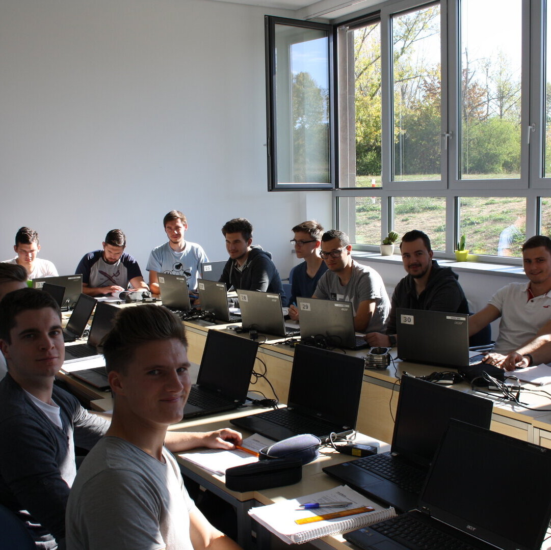 Gruppenfoto Studierende 